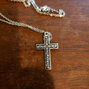 Silver tone metal cross